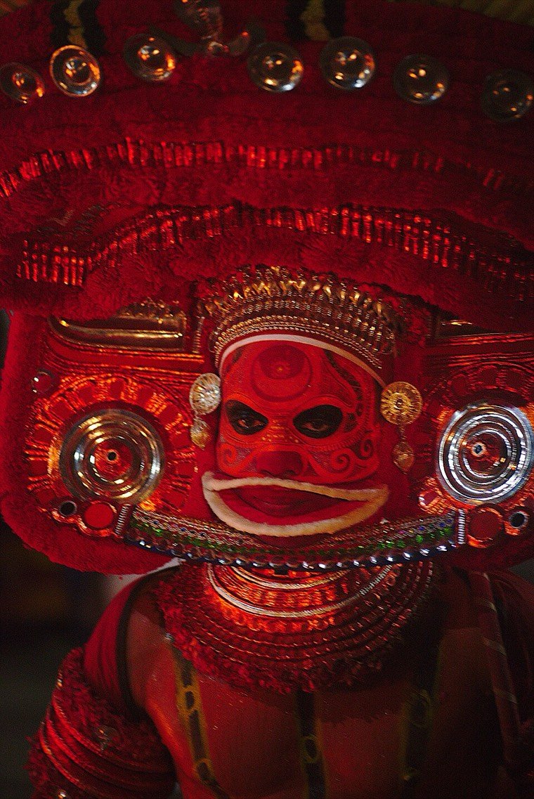 Puliyoor Kannan Theyyam in ritual attire